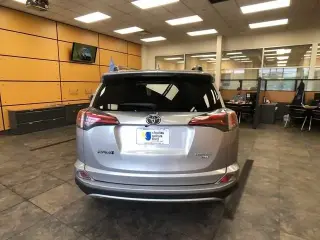 Toyota RAV4 2018 AWD Limited 4dr SUV