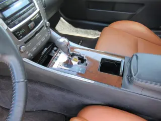 Lexus IS 250C 2011 2dr Convertible 6A