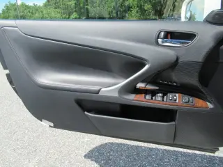 Lexus IS 250C 2011 2dr Convertible 6A
