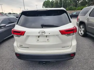 Toyota Highlander 2019 AWD XLE 4dr SUV