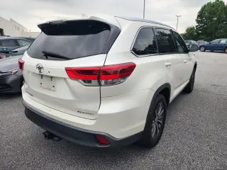 Toyota Highlander 2019 AWD XLE 4dr SUV