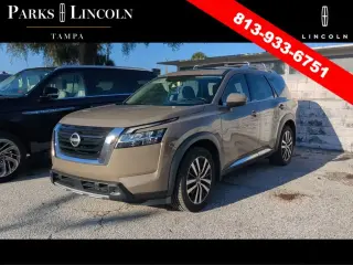 Nissan Pathfinder 2023 Platinum 4p SUV