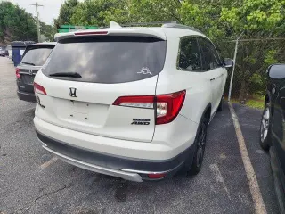 Honda Pilot 2020 AWD Touring 4dr SUV con asientos del capitán trasero