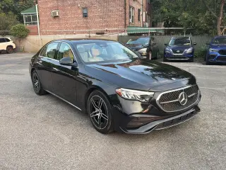 Mercedes-Benz Clase E 2025 tracción integral E 350 4MATIC 4dr Sedán