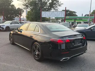 Mercedes-Benz Clase E 2025 tracción integral E 350 4MATIC 4dr Sedán