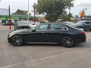 Mercedes-Benz Clase E 2025 tracción integral E 350 4MATIC 4dr Sedán