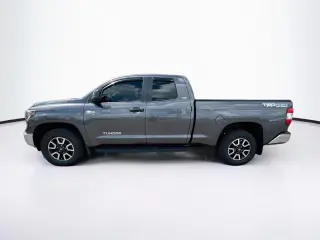 Toyota Tundra 2021 4x4 SR5 Cabina Doble Pickup SB