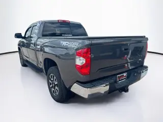 Toyota Tundra 2021 4x4 SR5 Cabina Doble Pickup SB