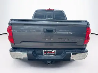 Toyota Tundra 2021 4x4 SR5 Cabina Doble Pickup SB