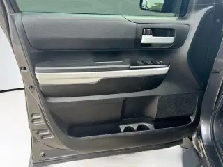 Toyota Tundra 2021 4x4 SR5 Cabina Doble Pickup SB