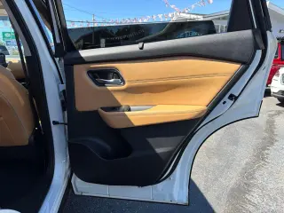 Nissan Rogue 2022 AWD Platinum 4p Crossover