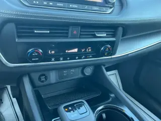 Nissan Rogue 2024 AWD SV 4 puertas Crossover