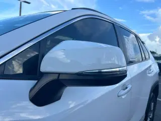 Toyota RAV4 2024 XLE 4dr SUV
