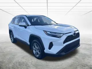Toyota RAV4 2024 XLE 4dr SUV