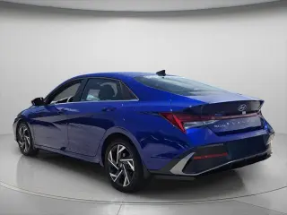 Hyundai ELANTRA 2025 SEL Conveniencia 4p Sedán