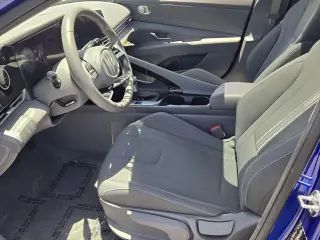 Hyundai ELANTRA 2025 SEL Conveniencia 4p Sedán