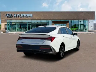 Hyundai ELANTRA 2026 SEL Sport Premium 4dr Sedán