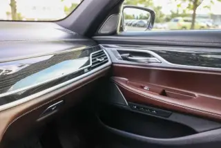 Sedán BMW 7 Series 2020 AWD 750i xDrive 4dr