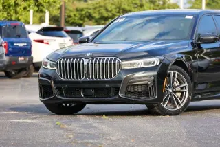 Sedán BMW 7 Series 2020 AWD 750i xDrive 4dr