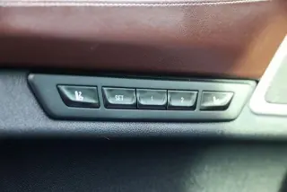 Sedán BMW 7 Series 2020 AWD 750i xDrive 4dr