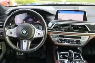 Sedán BMW 7 Series 2020 AWD 750i xDrive 4dr