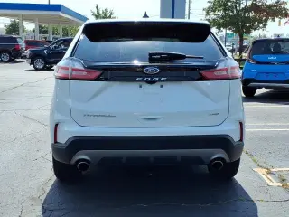 Ford Edge 2024 AWD Titanium SUV 4 puertas