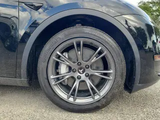 Tesla Modelo Y 2025 Long Range 4dr Crossover