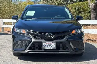 Toyota Camry 2024 SE Sedán 4p.