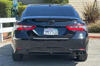 Toyota Camry 2024 SE Sedán 4p.