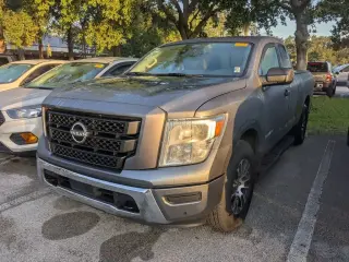 Nissan Titan 2024 4x4 SV 4dr King Cab 6.6 ft. LB