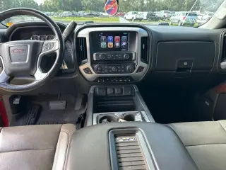 GMC Sierra 1500 2018 4x4 SLT 4p Puerta trasera cabina de tripulación estándar 6.5 ft. CA