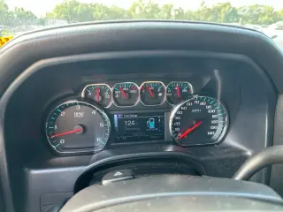 GMC Sierra 1500 2018 4x4 SLT 4p Puerta trasera cabina de tripulación estándar 6.5 ft. CA