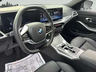 Sedán BMW 3 Series 2026 AWD 330i xDrive 4dr