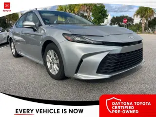 Toyota Camry 2025 LE 4dr Sedán