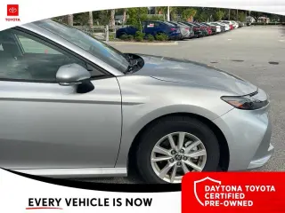 Toyota Camry 2025 LE 4dr Sedán