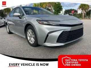 Toyota Camry 2025 LE 4dr Sedán