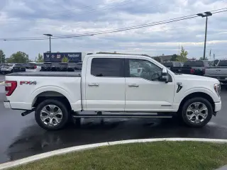 Ford F-150 2021 4x4 Platinum 4dr SuperCrew 6.5 ft. SB
