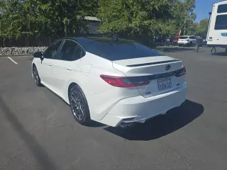 Toyota Camry 2026 XSE Sedán 4 puertas