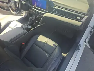 Toyota Camry 2026 XSE Sedán 4 puertas