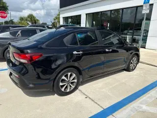 Kia Rio 2021 S 4dr Sedan