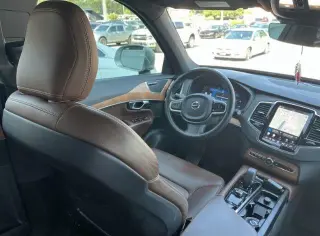 Volvo XC90 2023 4x4 B5 Plus Bright Theme 4p SUV