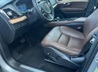 Volvo XC90 2023 4x4 B5 Plus Bright Theme 4p SUV