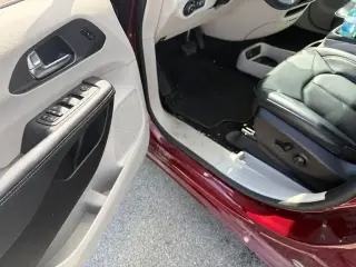 Chrysler Pacifica 2023 Touring L 4dr Mini-Van