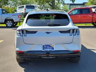 Ford Mustang Mach-E 2023 AWD Premium 4dr SUV