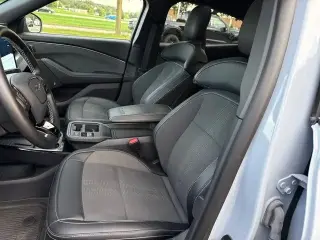 Ford Mustang Mach-E 2025 AWD GT 4dr SUV