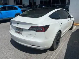 Tesla Modelo 3 2022 AWD Largo Alcance 4 puertas Sedán
