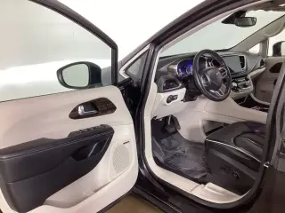 Chrysler Pacifica 2022 Limited 4dr Mini-Van