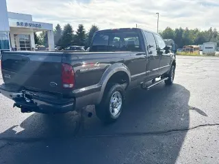 Ford F-250 Super Duty 2006 Lariat 4dr Crew Cab 4WD SB