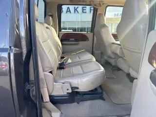 Ford F-250 Super Duty 2006 Lariat 4dr Crew Cab 4WD SB