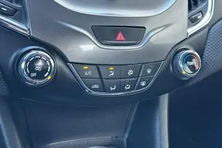 Chevrolet Cruze 2017 LT Auto 4dr Sedan
